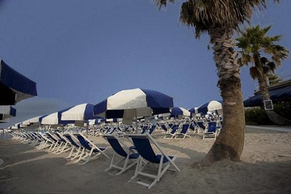 Hotel Bagni Lido Вада Экстерьер фото