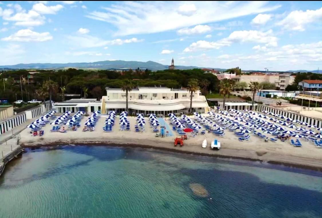 Hotel Bagni Lido Вада Экстерьер фото